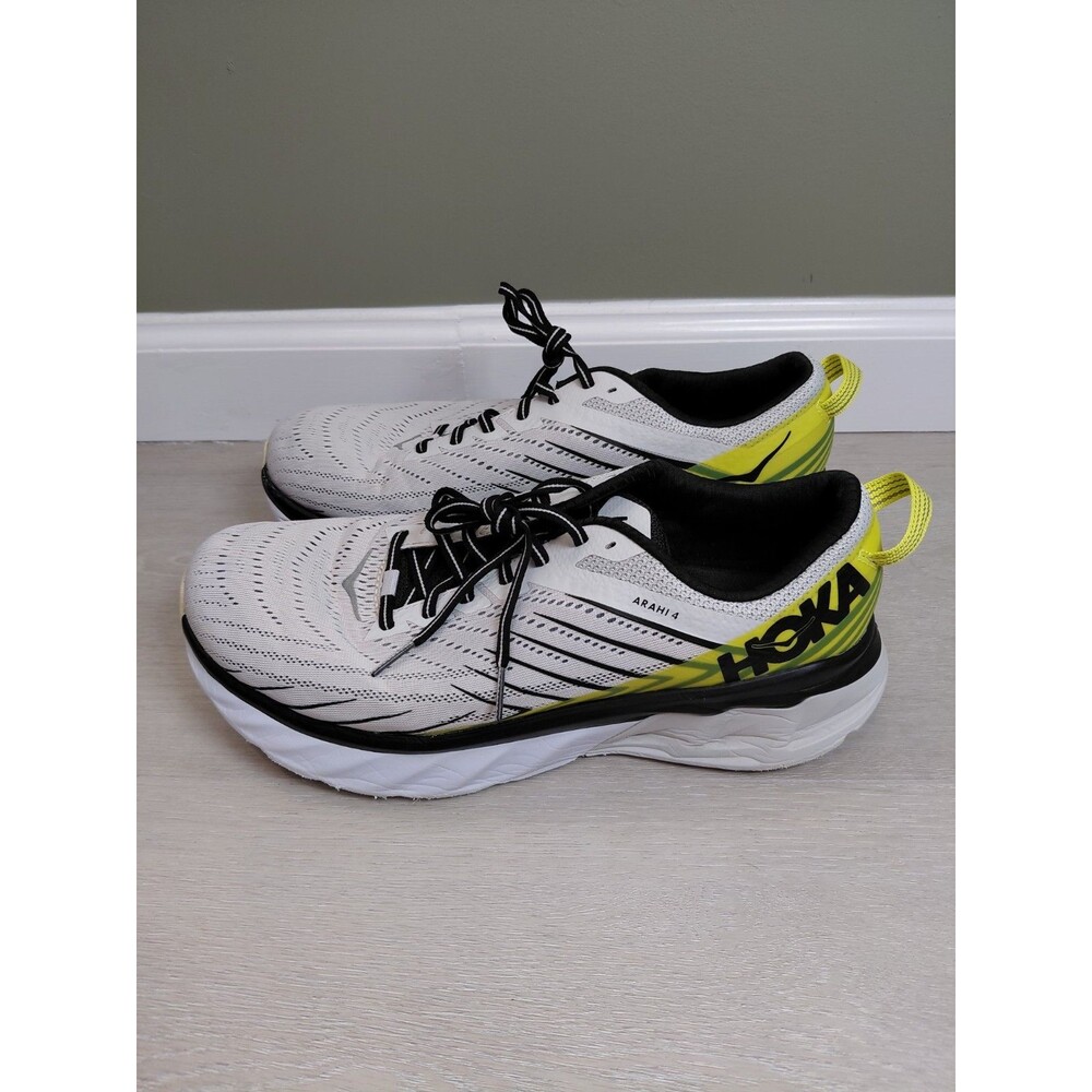 Size 11 2E - Hoka One One Arahi 4 Gray Men's Sneakers